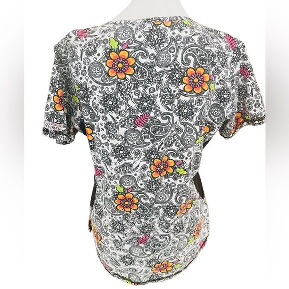 (2) UA Women’s Scrub top, set of (2), size small - Picture 2 of 8